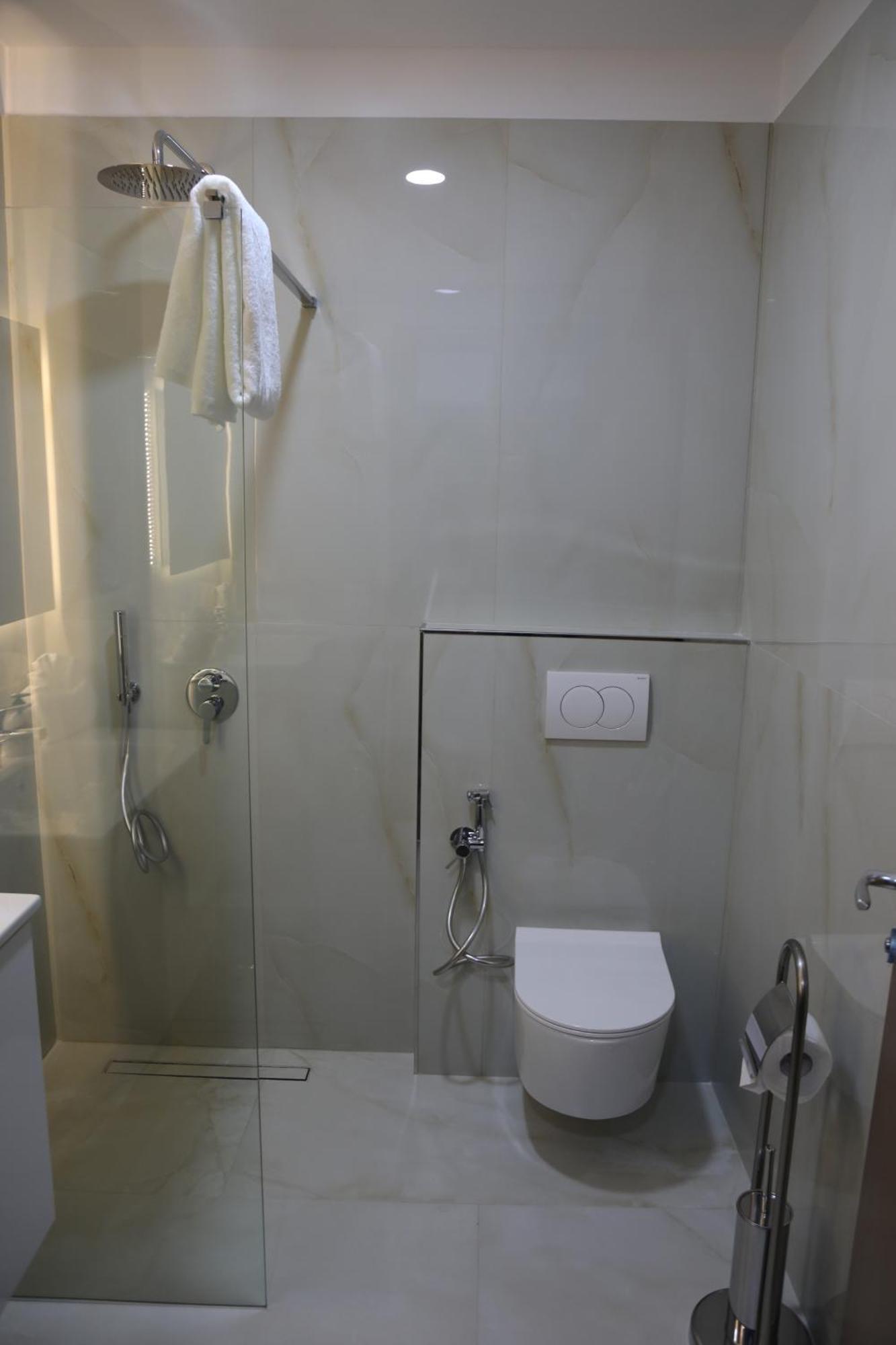 Hotel Pamja E Qyteteve Krujë Exteriér fotografie