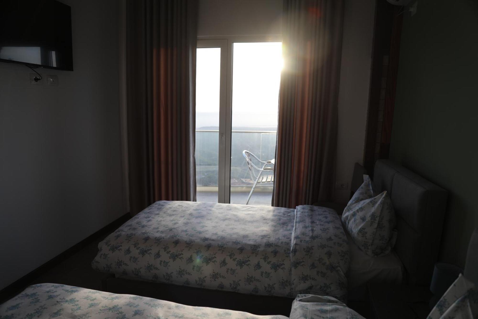 Hotel Pamja E Qyteteve Krujë Exteriér fotografie